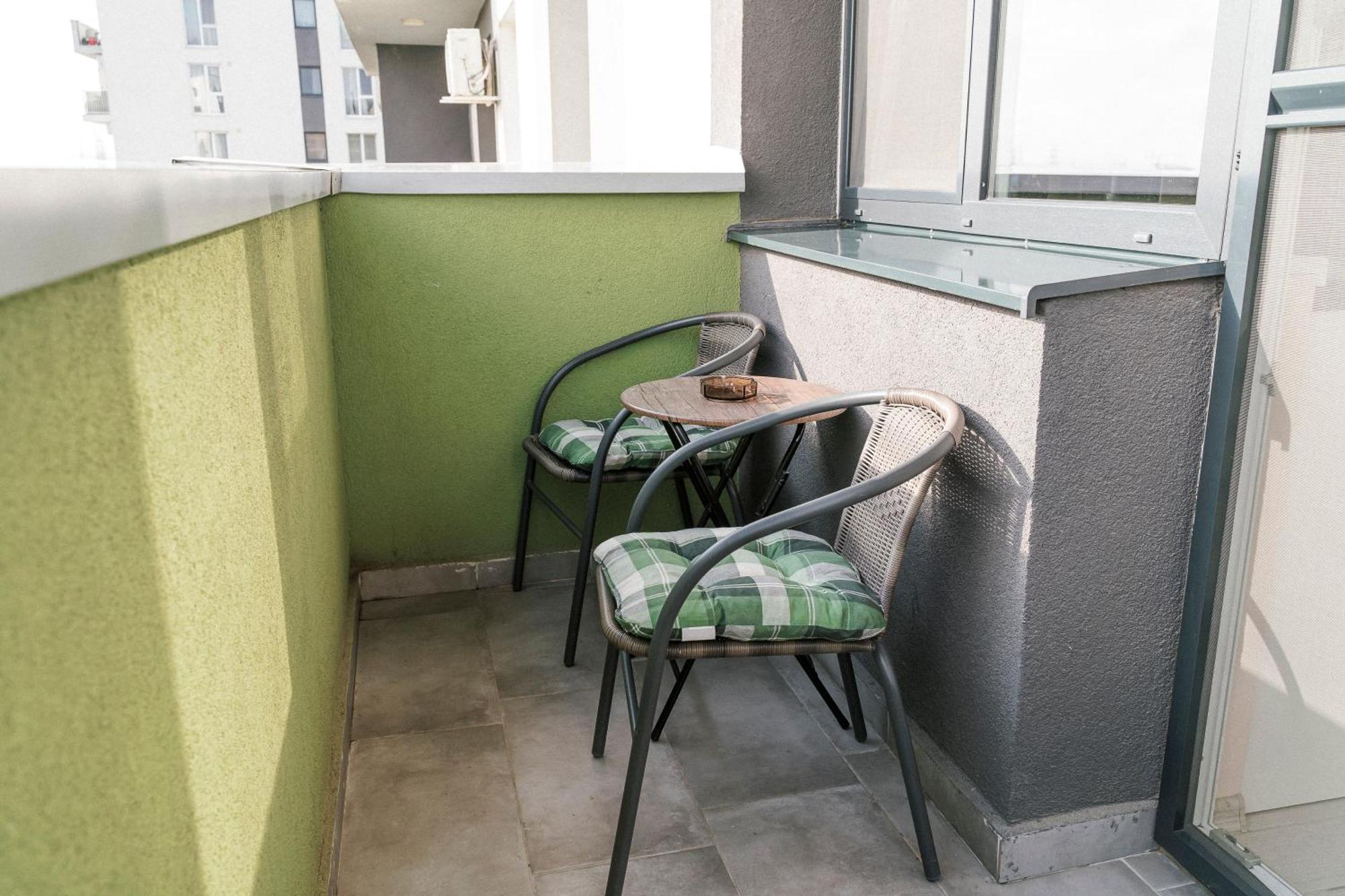 M&M Apartment Oradea Eksteriør bilde