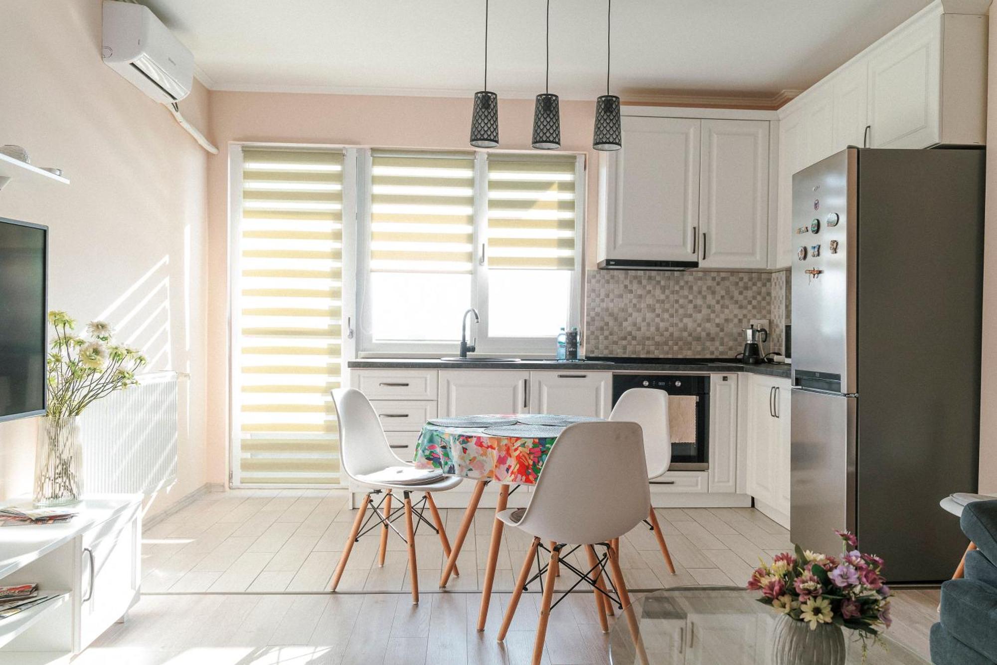 M&M Apartment Oradea Eksteriør bilde