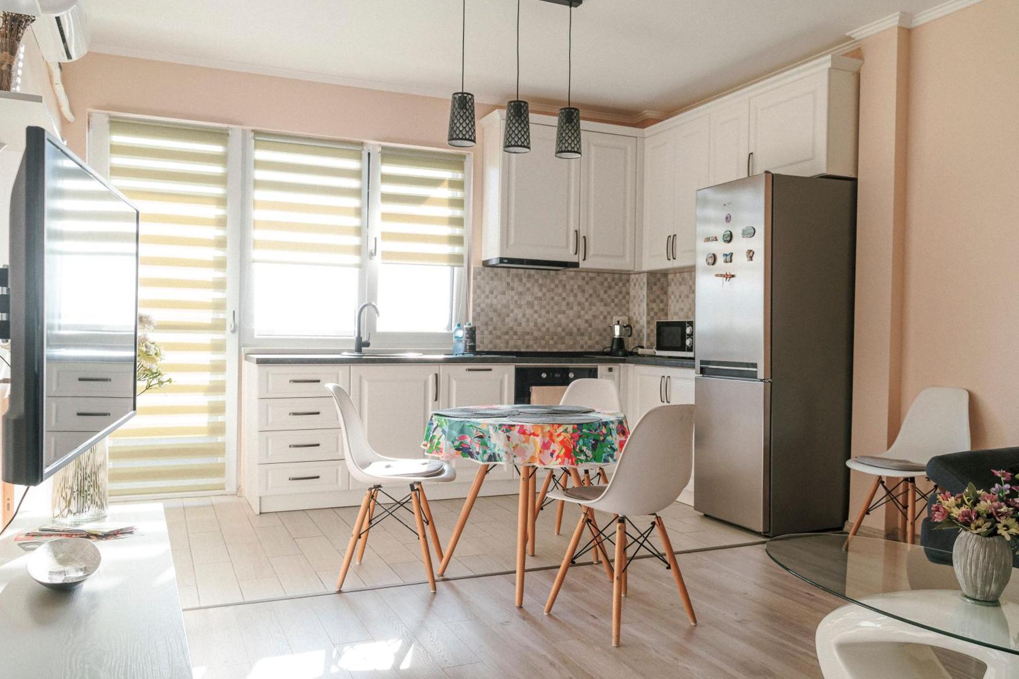 M&M Apartment Oradea Eksteriør bilde